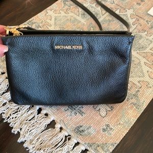 Michael Korda crossbody bag